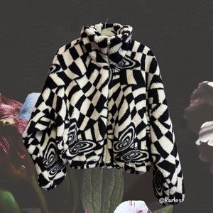 Medium - Black & White Olivia Print Sherpa Jacket
